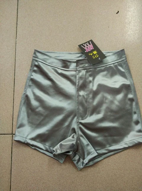 European and American Style Retro High Waist Bag Hip Shorts for Female Singers, a perfect costume, offering a vintage an — photo 13