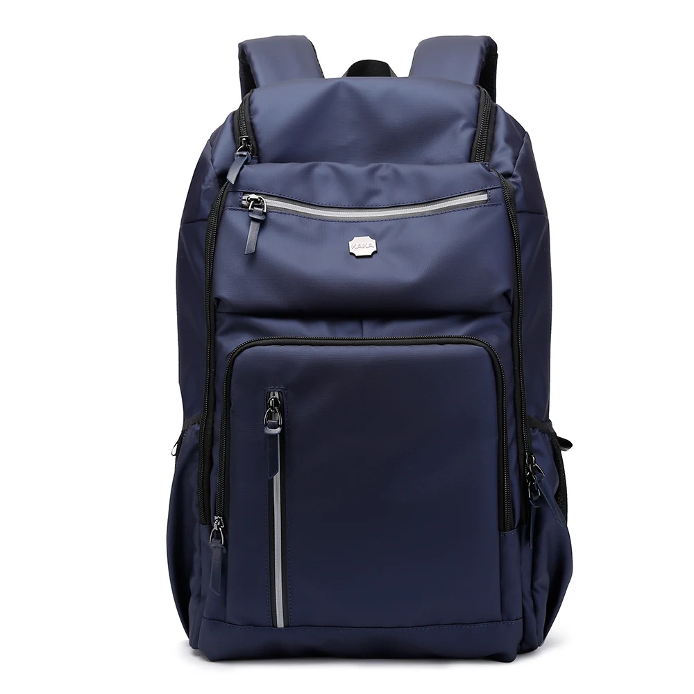 Mochila Masculina Executiva, Confortável e Respirável. Perfeita para trabalho e lazer, ideal para o dia a dia, transporte seus itens com praticidade e elegância. — foto 6