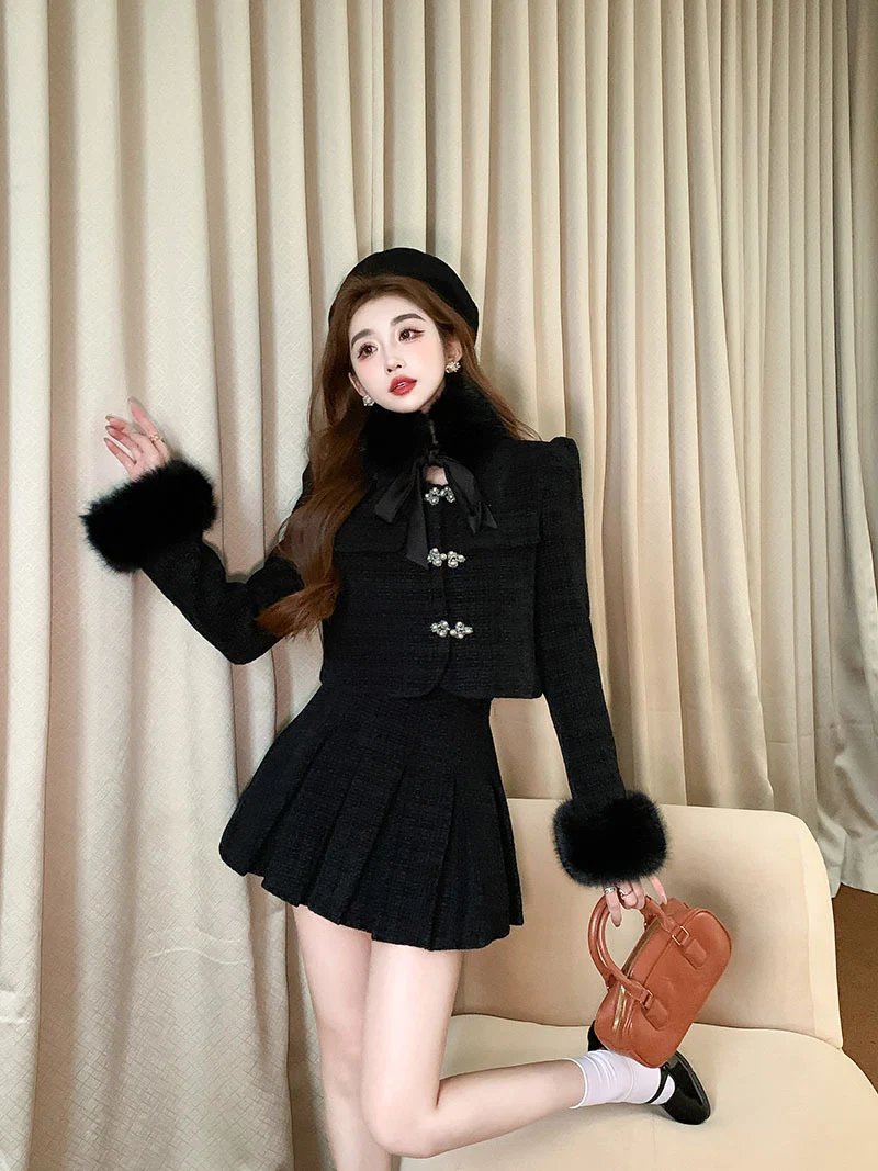 Dames tweedelige outfit met afneembare bontkraag, top en geplooide rok met hoge taille. Stijlvol en veelzijdig, perfect voor elke gelegenheid. — foto 19