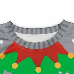Pulôver de gola redonda com estampa digital de Natal, perfeito para as festas. Confortável, estiloso e ideal para presentear. — foto 4