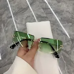 Gold frame progressive green