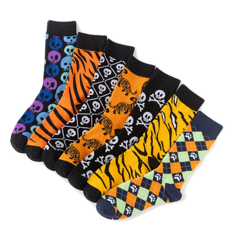 Animal Colorful Skull Print Cotton Middle Tube Socks — photo 32