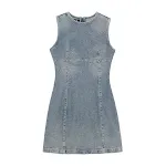 Vestido jeans feminino primavera, simples e justo. Design slim fit, ideal para um visual elegante e confortável. Perfeito para diversas ocasiões. — foto 1
