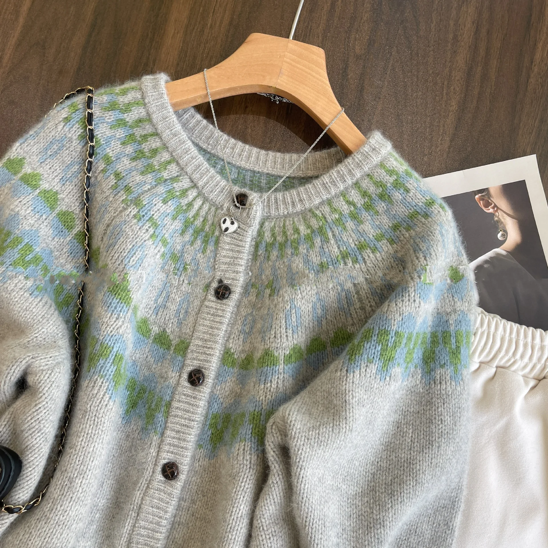 product image - 4