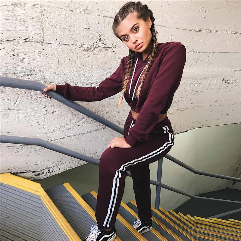 Novo moletom com capuz de verão feminino, perfeito para dias quentes. Conforto, estilo casual e proteção solar leve. Compre já! — foto 7