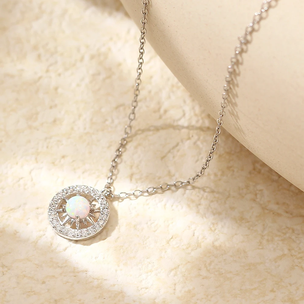 Zilveren Opaal Maan- en Zonneketting. Keltische Sieraden. Asterism Diamant. Mode Sieraden voor dames. Perfect cadeau. — foto 7