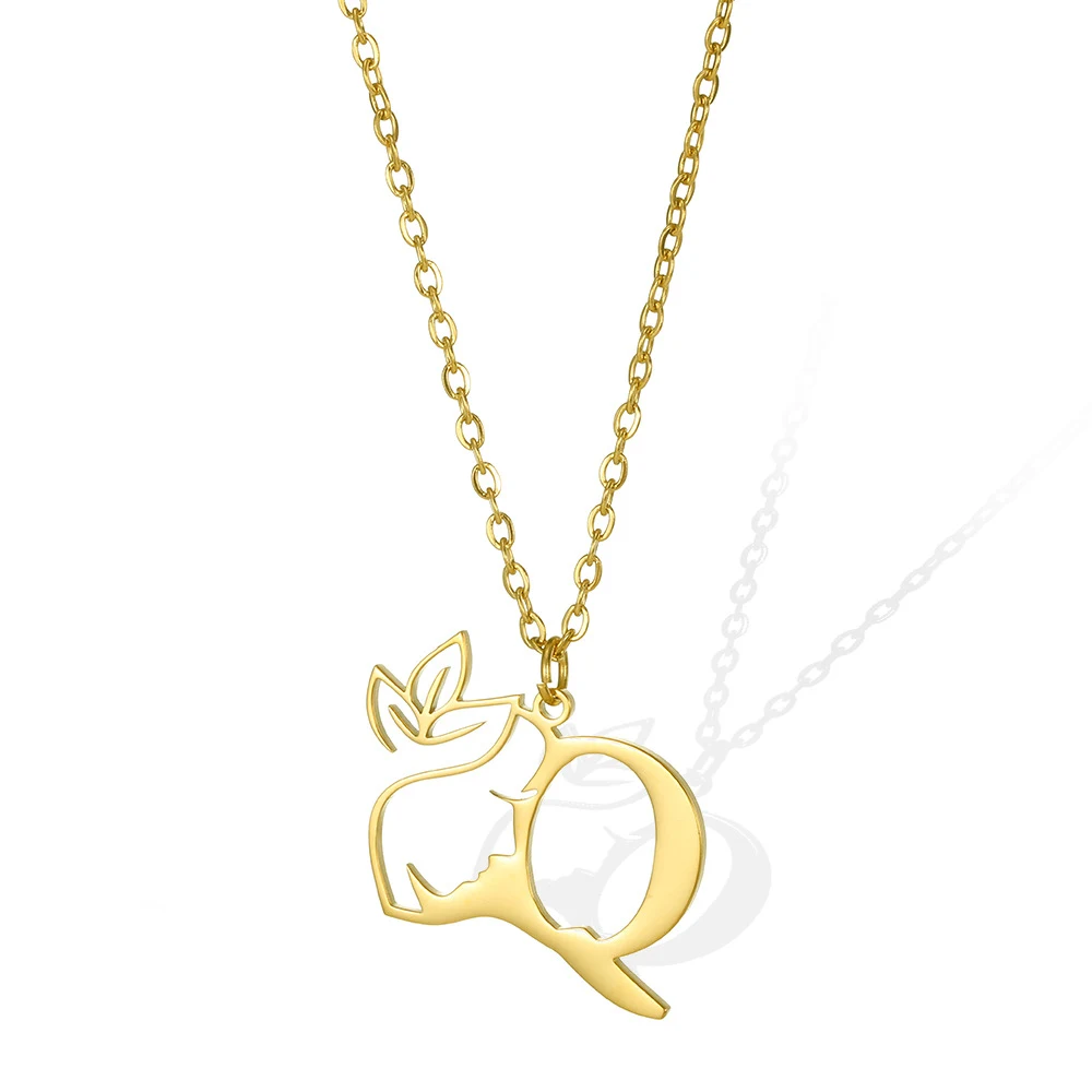 Colar de Letra em Aço Inoxidável Dourado. Use ou presenteie com este colar dourado estiloso e moderno. Um acessório perfeito para o dia a dia. — foto 17