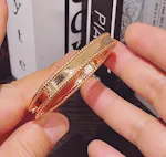 Signature bracelet red
