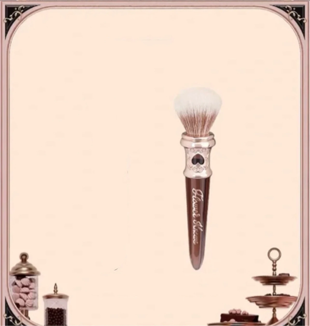 Chocolate Store Embossed Powder Blusher, for a natural flush of color and a velvety finish. Provides a long-lasting, smo — photo 4