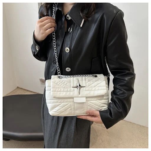 Title 3, Bolsa crossbody casual com bordado, textura de ...