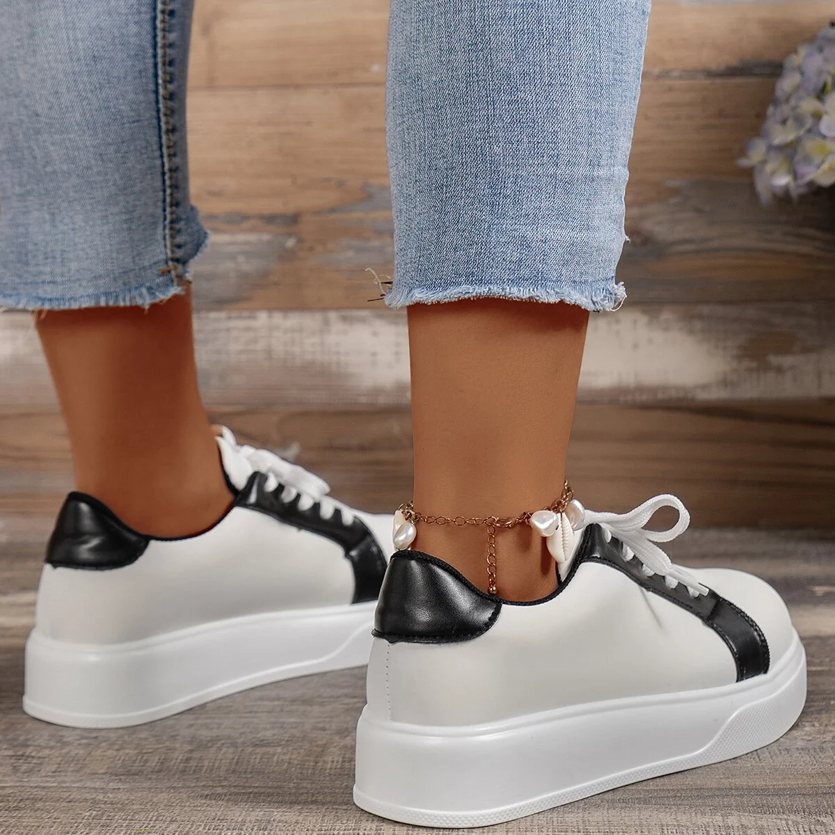 Sapatilhas Femininas Novas com Cadarço para Caminhada Esportiva Skate Sapatos Retrô Moda Casual Conforto e Estilo — foto 7