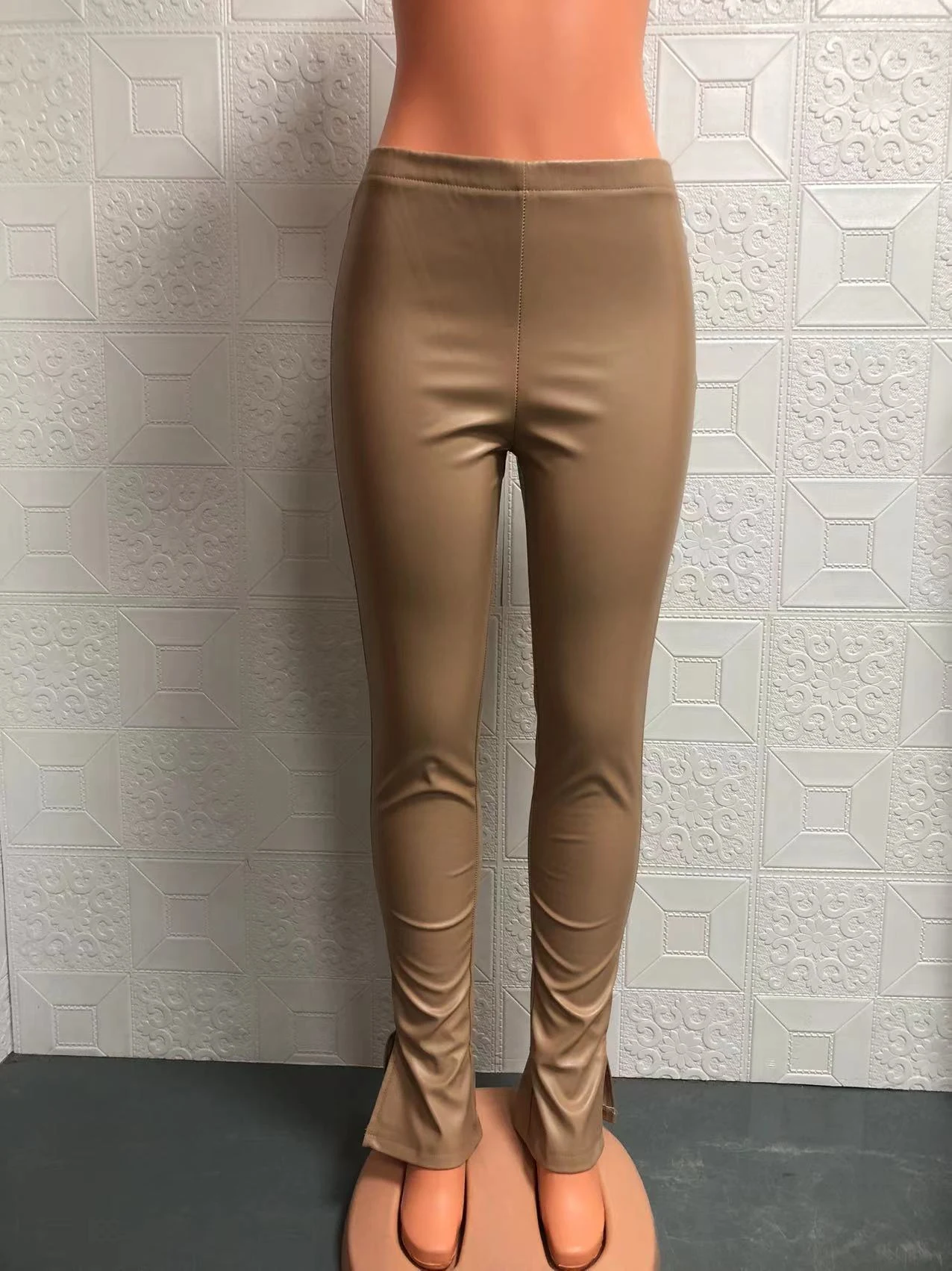 Title 7, Nowe Spodnie Damskie Slim Fit Micro-Pull ze Skó...