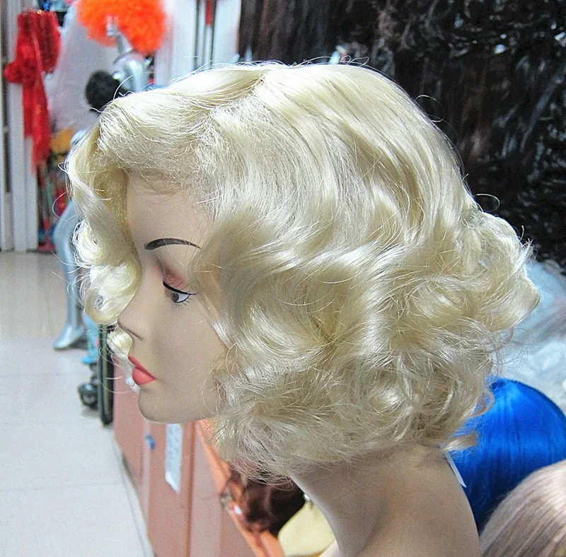 Peruca loira cacheada de moda feminina, ideal para bailes de formatura. Cachos naturais e estilo glamouroso garantidos. — foto 1