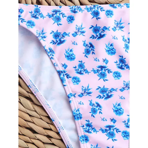 Title 8, Split Badmode voor Dames met Sexy Borstpads en ...