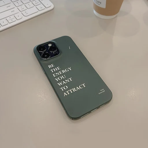 Title 3, Capa de celular minimalista para casais com pel...
