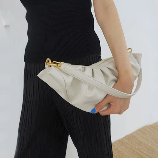 Title 8, Creative Dumpling Folding Armpit One-shoulder C...
