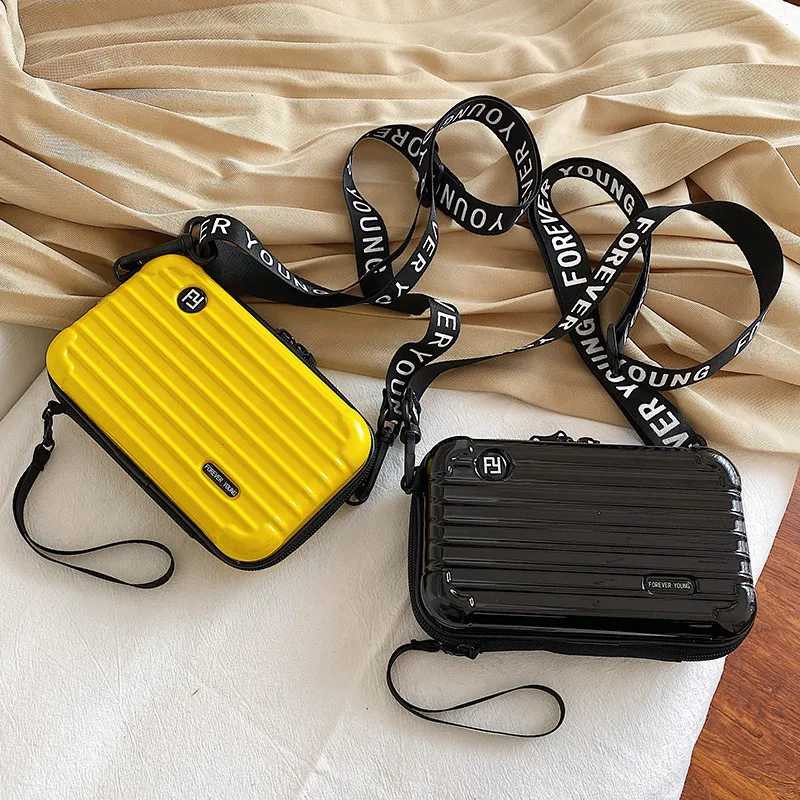 Title 21, Bolsa feminina transversal em formato mini mala...