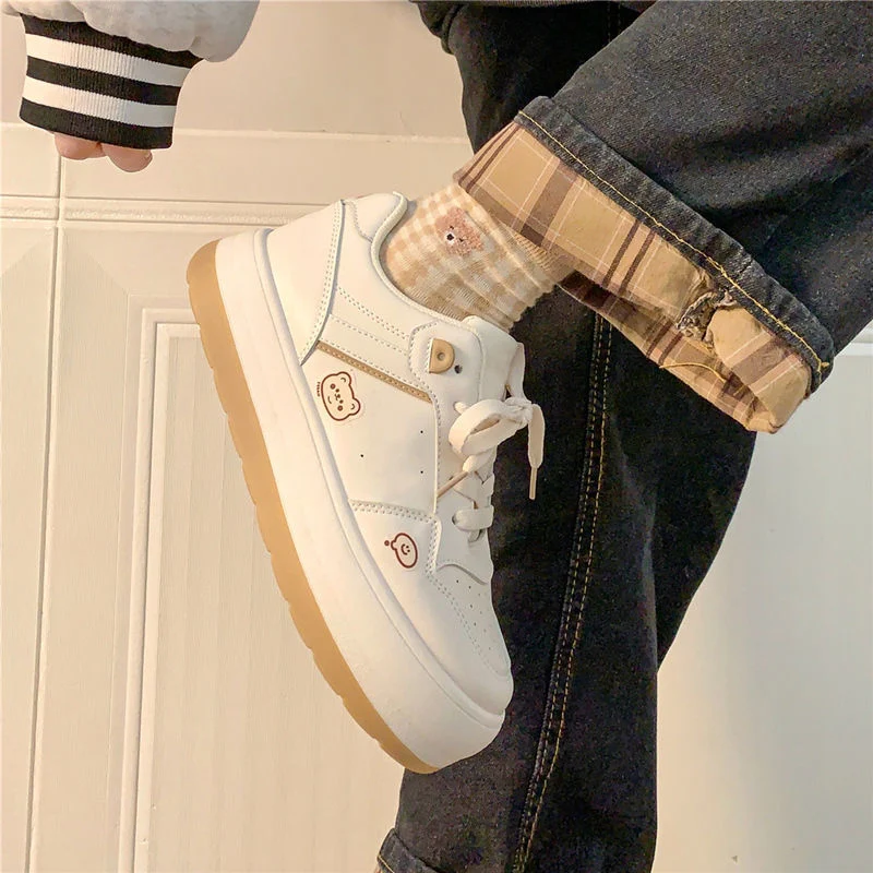 Title 6, Niche dames crèmekleurige witte schoenen met gr...