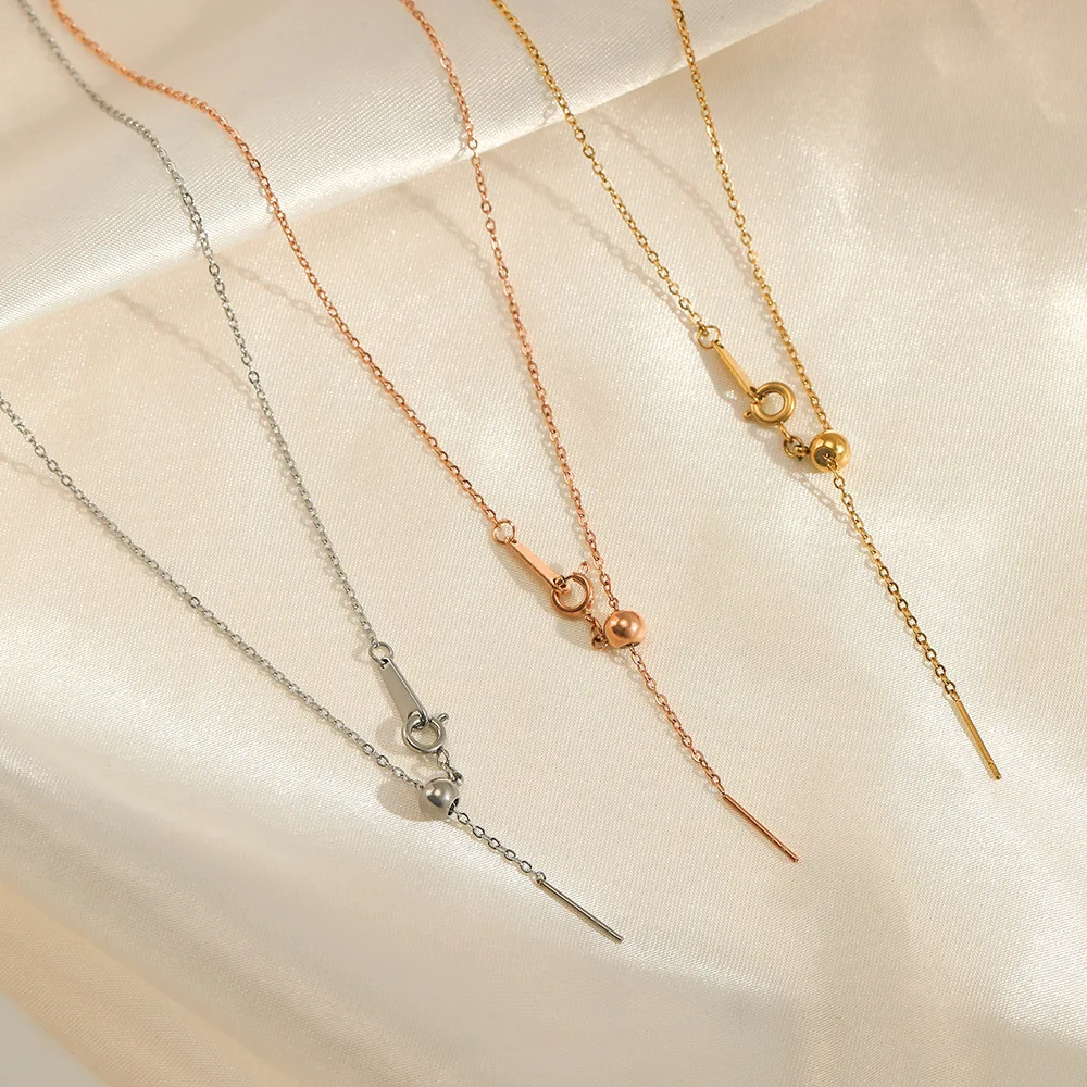 Colar de aço inoxidável ajustável banhado a ouro 14K, simples e elegante, ideal para uso diário e looks versáteis. — foto 10