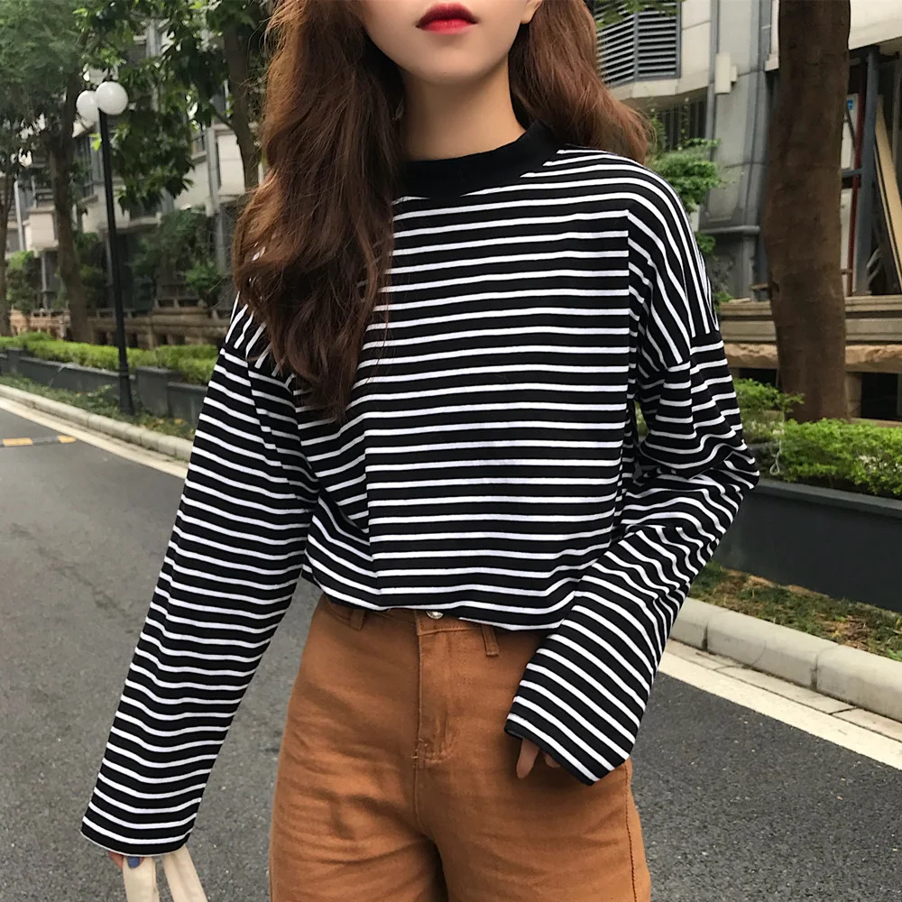 Maglia intima Qiuyi Wear da donna, versatile e confortevole. Ideale come strato base, morbida e calda per l'uso quotidiano. — foto 1