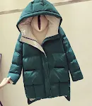 Women's loose hooded coat, offering comfort and casual style for everyday wear. Stay warm and fashionable with this vers — photo 8