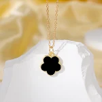 Colar feminino com pingente de flor de cinco pétalas Lucky, simples e versátil, corrente de clavícula fashion — foto 2