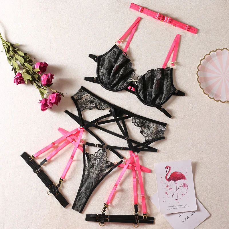 Title 8, Craft Contrast Color Ladies Underwear Set Comfo...