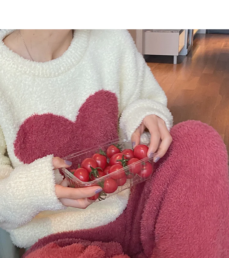 Title 4, Womens Fashionable Warm Round Neck Coral Fleec...