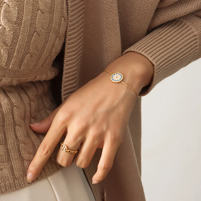product image - 18