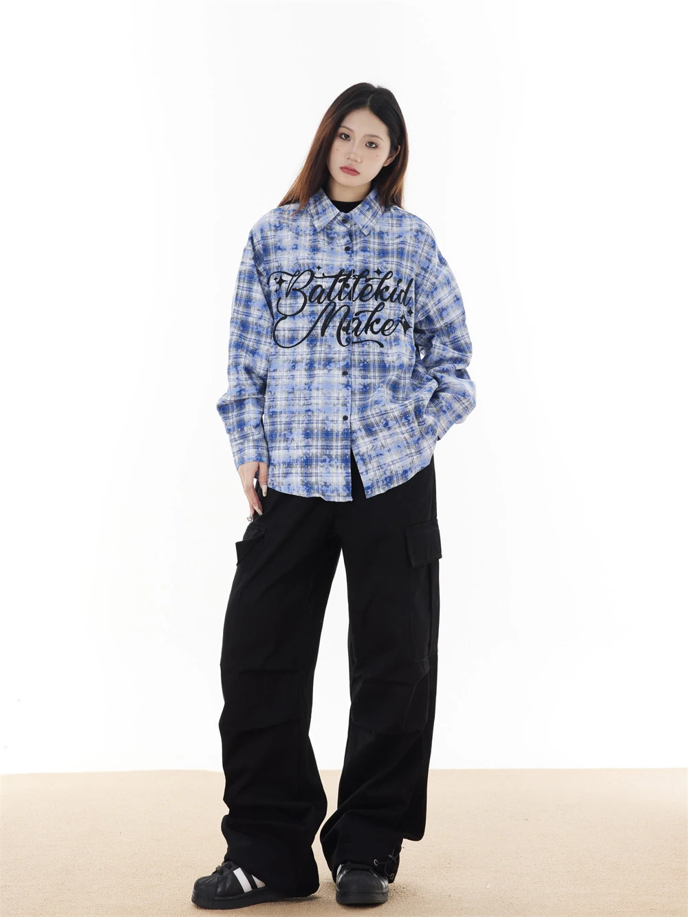 Camisa masculina xadrez folgada manga longa. Conforto e estilo em uma peça casual perfeita para diversas ocasiões. Ideal para o dia a dia. — foto 22