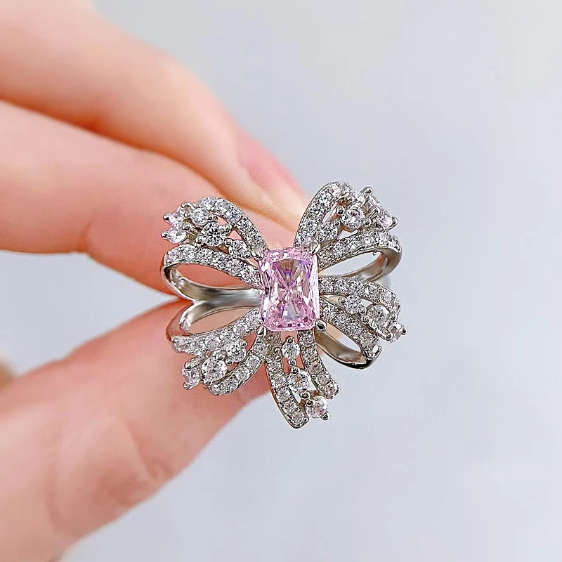 Anel Vintage Luxuoso de Diamante com Simulação de Laço, Carbono Alto, Diamantes ao Redor e Design Exclusivo — foto 7