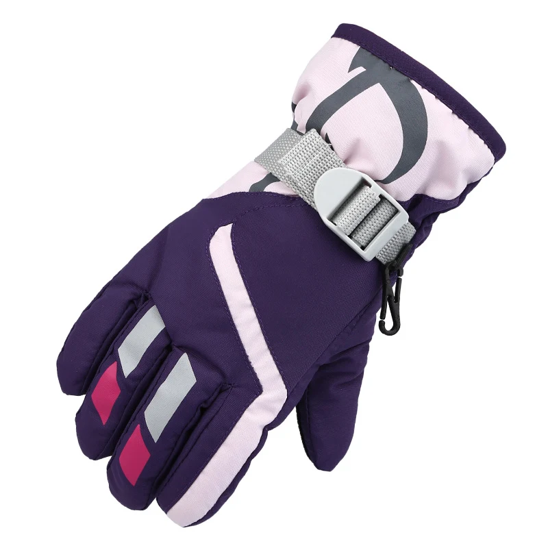 Title 6, Outdoor Childrens Ski Gloves