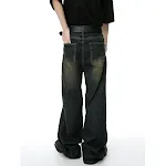 Jeans retas folgadas e desgastadas com lavagem retrô. Conforto e estilo vintage para o seu dia a dia. Perfeitas para um visual casual e despojado. — foto 4