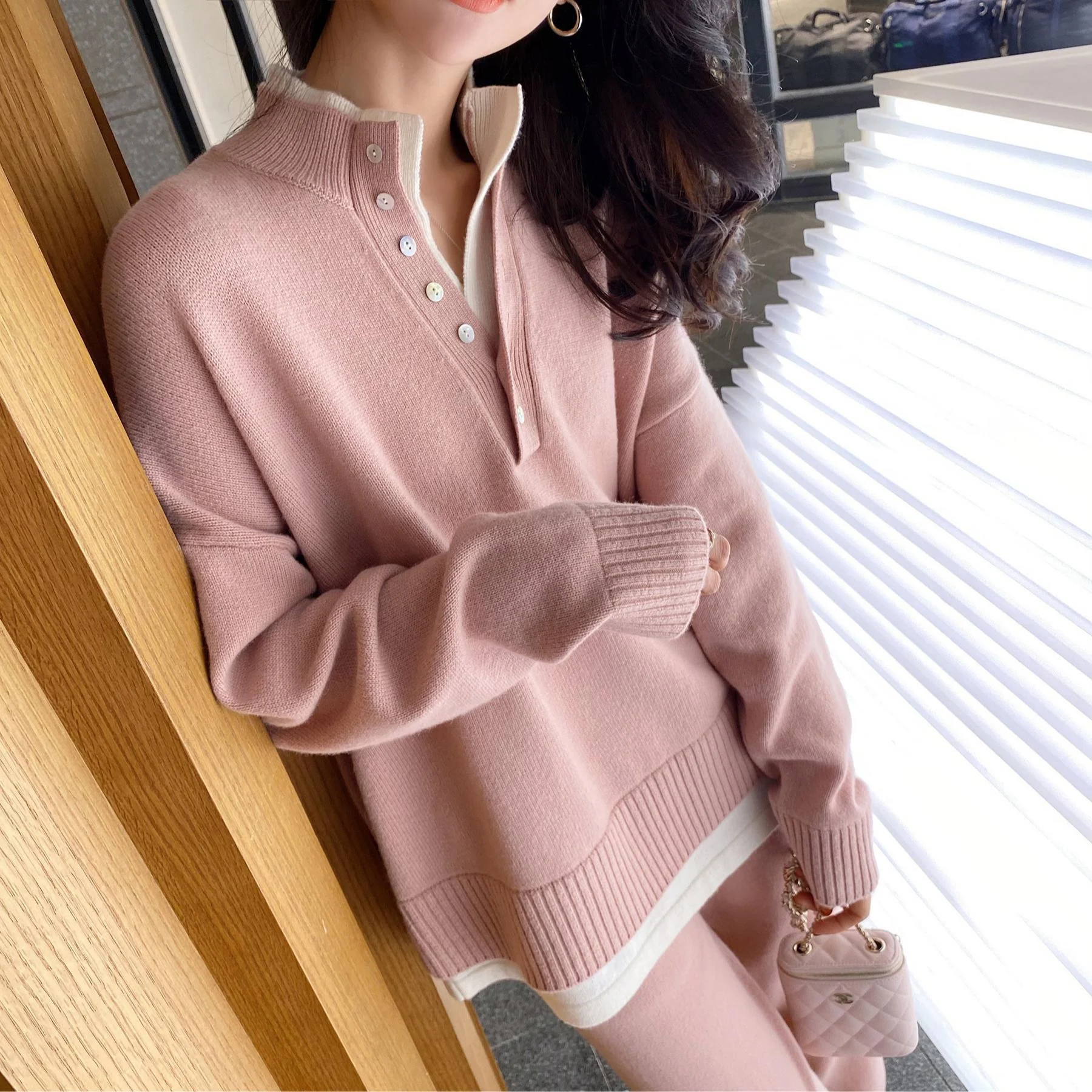 Title 4, Losse vrijetijds-pullover-sweaterpak Sportstijl...