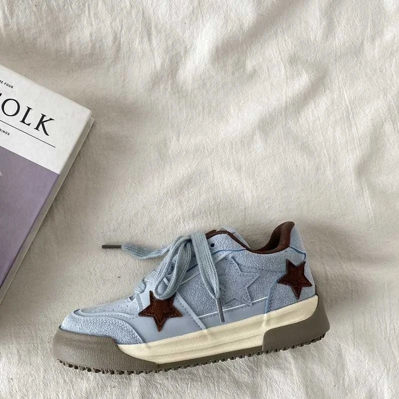 Women's Retro Platform Star Pattern Sneakers Casual Sneaker. Comfortable and stylish footwear, perfect for everyday wear — photo 3