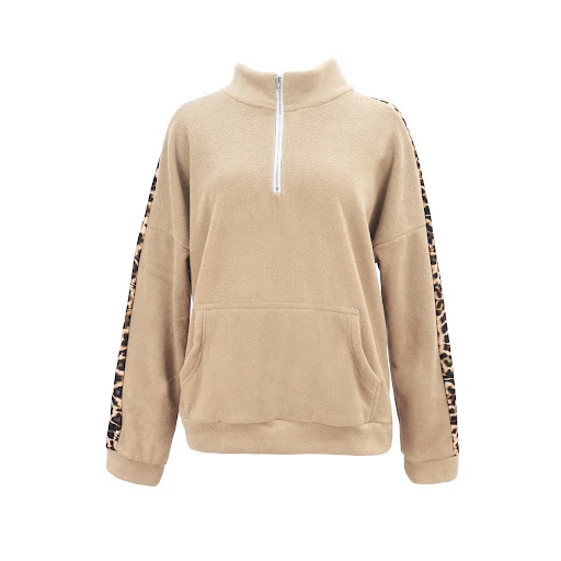 Title 2, Top patchwork com estampa de leopardo e capuz