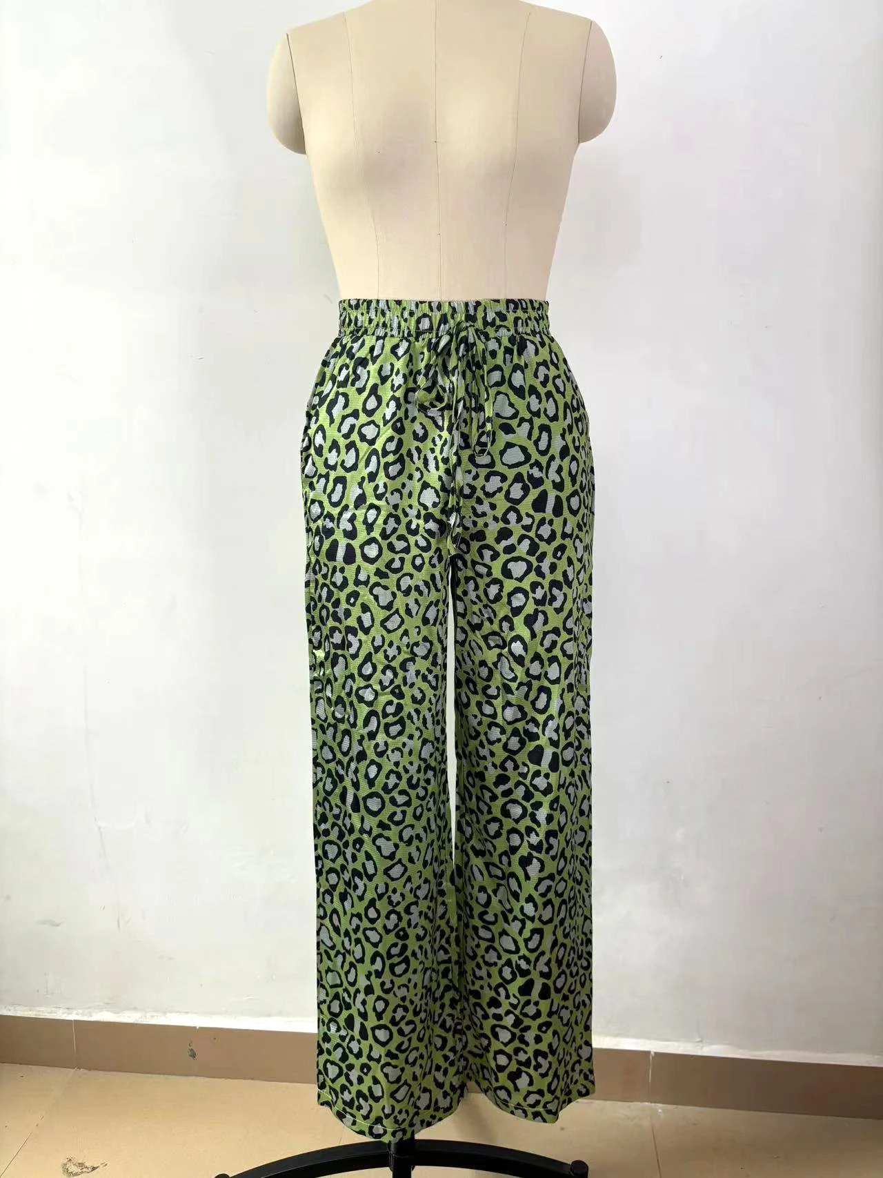 Title 11, Conjunto casual de moda europeia e americana fe...