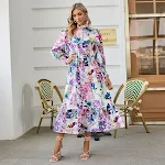 Robe de vacances à imprimé floral européen et américain. Idéale pour les journées ensoleillées, confortable et élégante, parfaite pour toutes vos escapades estivales. — photo 5