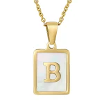 Collana Donna Fashion con Lettera in Acciaio Inossidabile e Conchiglia. Un accessorio elegante per personalizzare il tuo stile. Idea regalo perfetta. — foto 23