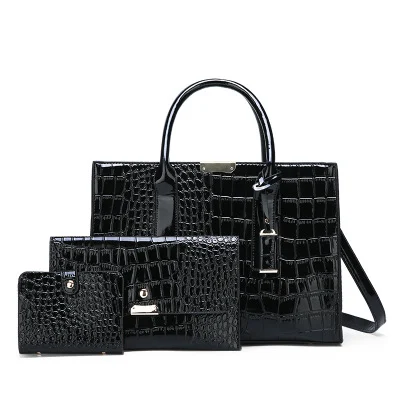Bolsa transversal diagonal para ombro, unissex. Leve seus itens essenciais com praticidade e estilo. Perfeita para o dia a dia com conforto e segurança. — foto 3