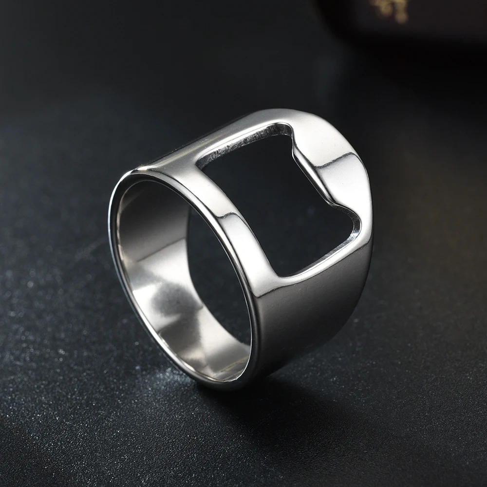 Anel Abridor de Garrafa Aço Inoxidável. Abra garrafas com facilidade e estilo! Acessório prático e elegante para ter sempre à mão. Ideal para bares. — foto 4