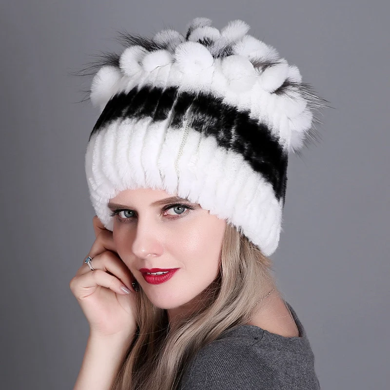 Gorro de pele de coelho Rex tricotado feminino Aquece e protege no inverno. Conforto e luxo com este gorro de pele macia e durável. Perfeito para o frio. — foto 26