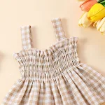 Baby Mädchen niedlicher karierter Sling-Rock-Shorts Zweiteiler. Perfekt für warme Tage, leicht und bequem, mit Spitze. — foto 9