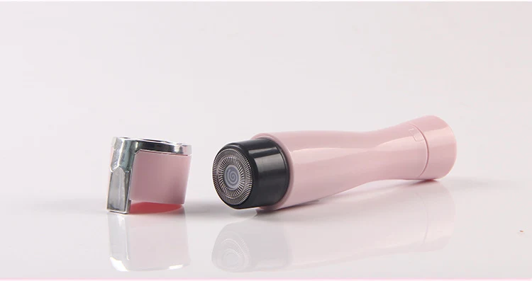 Elektryczny mini depilator do gładkiej skóry. Mały i poręczny do nóg, pach i bikini. Usuwa włoski szybko i skutecznie. — zdjęcie 3