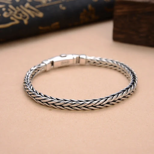 Title 5, Bracciale tailandese in argento personalizzato ...