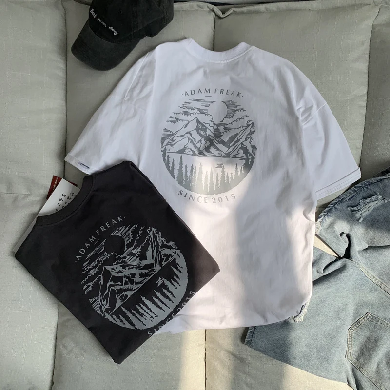 Camiseta masculina casual de moda com bordado e estampa, manga curta. Perfeita para um visual moderno e confortável no dia a dia. — foto 4