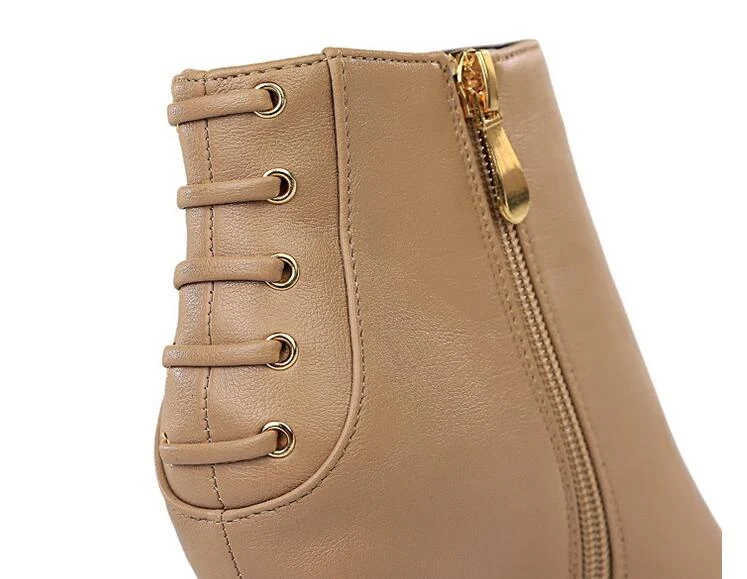 Botas femininas de salto alto, bico fino e cano curto, perfeitas para looks elegantes e sofisticados, conforto e estilo garantidos. — foto 1