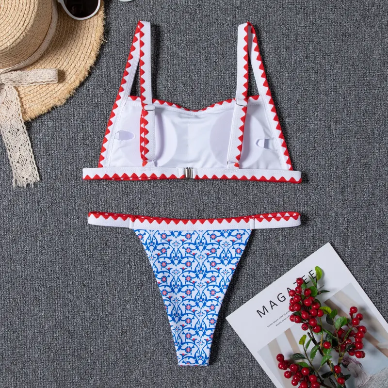 Yeni Avrupa ve Amerikan seksi tığ işi yırtmaçlı bikini. Plajda veya havuzda bu cesur ve göz alıcı mayoyla kendinizi özgüvenli hissedin. — Fotoğraf 5