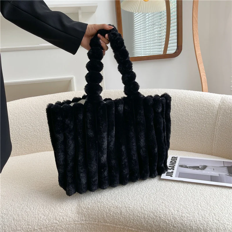 New Fashion One Shoulder Underarm Large Capacity Portable Plush Bag for Women, Stylish and Functional, Perfect for Every — photo 1