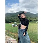 Saia Americana Retro Jeans com Costura Detalhada. Crie um visual vintage moderno com esta saia confortável e cheia de estilo para diversas ocasiões. — foto 6